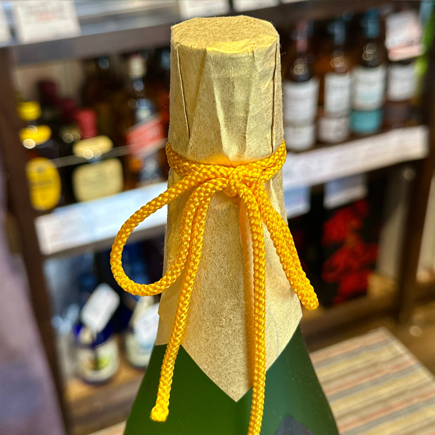 越乃景虎 中取り 大吟醸 1800ml 専用BOX(霧箱)入
