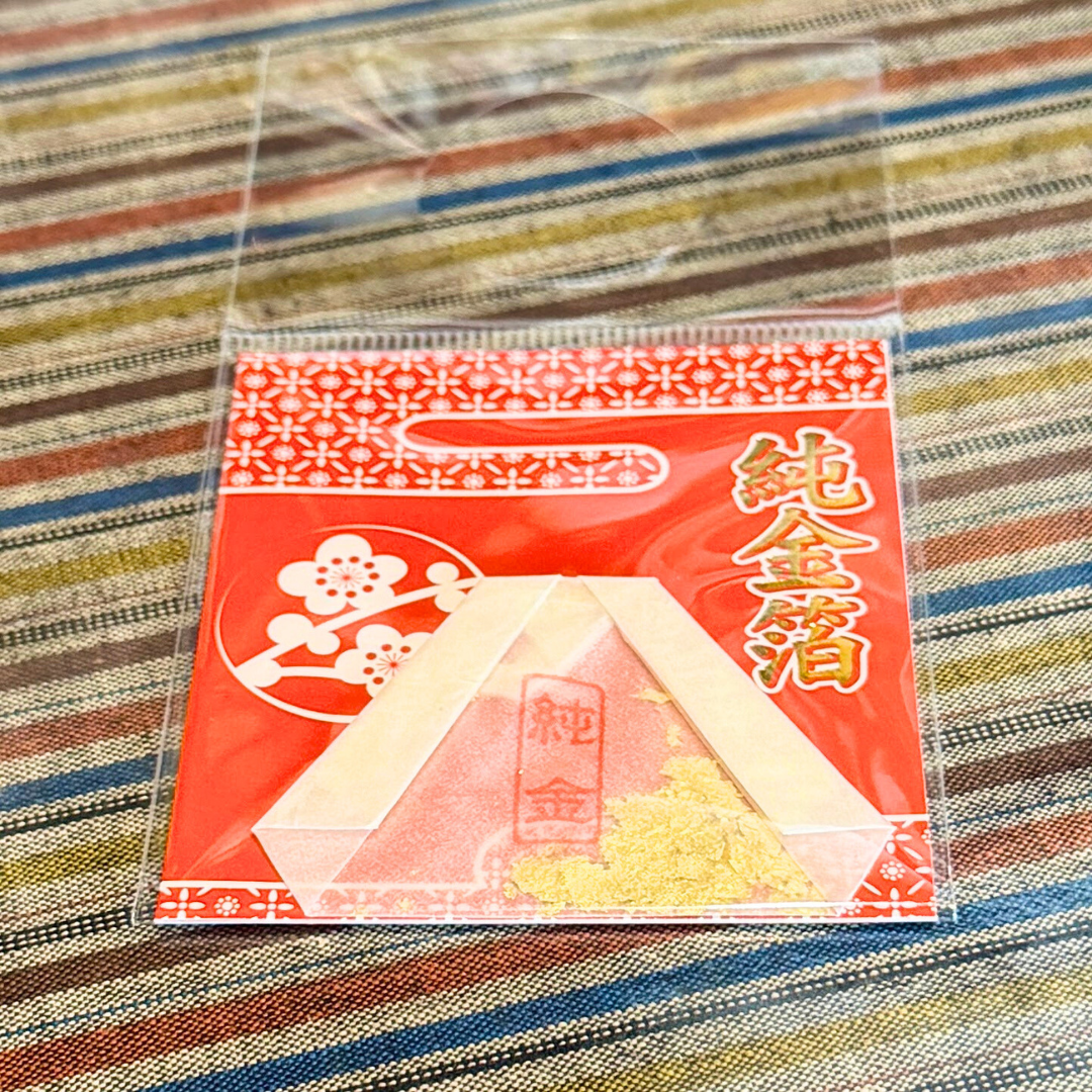 雪の茅舎 純米吟醸 初春大入 1800ｍｌ（金粉別添 絵馬付）【限定】